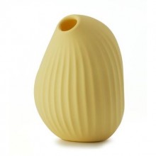 Вакуумный стимулятор с вибрацией «Cuddly Bird», цвет желтый Osuga CuddlyBirdyellow, из материала силикон, длина 8.5 см., со скидкой